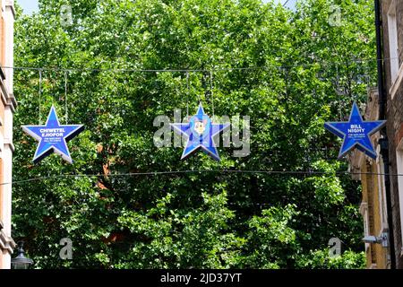 Leicester Square, Londra, Regno Unito. 17th giugno 2022. Walk of Stars a Leicester Square di Londra per il nuovo servizio di streaming Paramount+. Credit: Matthew Chattle/Alamy Live News Foto Stock