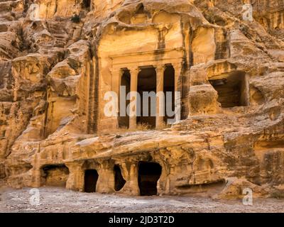 Piccola Petra antica nel Giordano Foto Stock