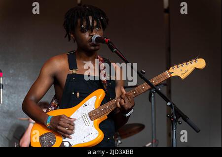 Manchester, Stati Uniti. 16th giugno 2022. Miloe si esibisce al giorno 1 del Festival della Musica e delle Arti di Bonnaroo del 2022 il 16 giugno 2022 a Manchester, Tennessee. Foto: Darren Eagles/imageSPACE /Sipa USA Credit: Sipa USA/Alamy Live News Foto Stock