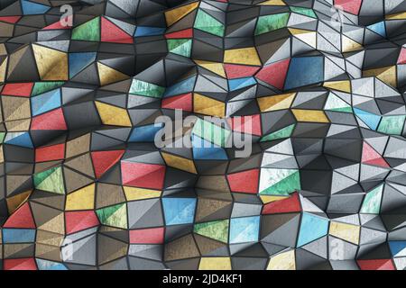 Arte contemporanea con carta da parati astratta: 3D mosaico composto da molti triangoli multicolore. 3D rendering Foto Stock