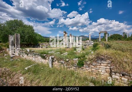 Palazzo Vescovile di fronte al Tempio di Afrodite nell'antica città di Afrodisia, Denizli, Turchia Foto Stock