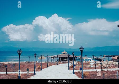 Spiaggia giorno di sole Capo Rodon Mare Adriatico Albania Foto Stock