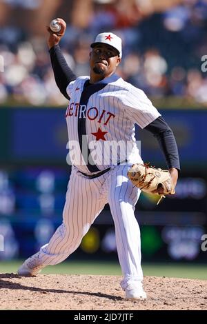 DETROIT, mi - 18 GIUGNO: Il lanciatore titolare dei Detroit Tigers Rony Garcia (51) lancia contro i Texas Rangers al Comerica Park il 18 giugno 2022 a Detroit, Michigan. (Joe Robbins/immagine dello sport) Foto Stock