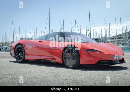 BARCELLONA, SPAGNA-9 GIUGNO 2022: McLaren Speedtail a Barcellona Foto Stock