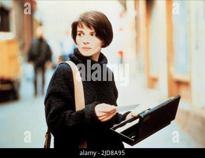 JULIETTE BINOCHE, tre colori: blu, 1993 Foto Stock