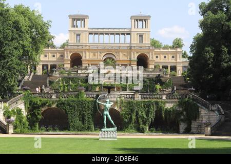 Potsdam Parco Sanssouci Castello Orangerie Foto Stock