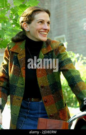 JULIA ROBERTS, MONA LISA SMILE, 2003, Foto Stock