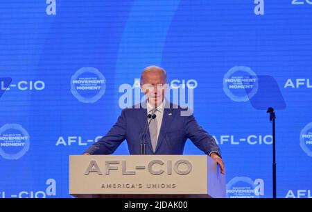 PHILADELPHIA, PA, USA - 14 GIUGNO 2022: Il Presidente Joe Biden presenta osservazioni alla Convenzione costituzionale quadriennali AFL-CIO del 29th. Foto Stock