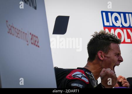 Hohenstein Ernsthal, Germania. 19th giugno 2022. Gare del MotoGP Liqui Moly Motorrad Grand Prix Deutschland al Sachsenring Circuit. Giugno 19, 2022 in foto: Fabio Quartararo Carreras del Gran Premio Liqui Moly Motorrad de MotoGP de Alemania en el circuito de Sachsenring, 19 de Junio de 2022 POOL/ MotoGP.com/Cordon le immagini saranno solo per uso editoriale. Credito obbligatorio: © motogp.com Credit: CORDON PRESS/Alamy Live News Foto Stock