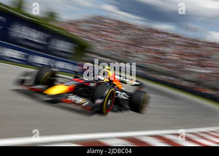 11 PEREZ Sergio (mex), Red Bull Racing RB18, in azione durante la Formula 1 AWS Grand Prix du Canada 2022, 9th round del FIA Formula uno World Championship 2022, sul circuito Gilles Villeneuve, dal 17 al 19 giugno 2022 a Montreal, Canada - Foto: DPPI/DPPI/LiveMedia Foto Stock