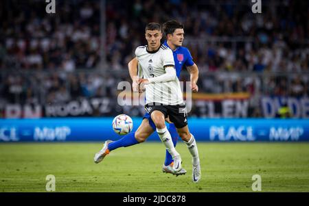 07.06.2022, München Kai Havertz (Deutschland), Harry Maguire (England) Deutschland - England Fussball; Saison 2021/22 Foto: Moritz Müller Copyright Foto Stock