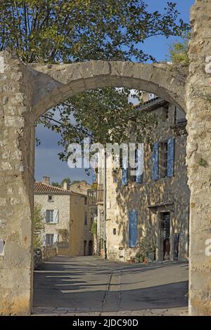 Francia, Aude Lagrasse classificato villaggio, i bastioni, la città murata Foto Stock