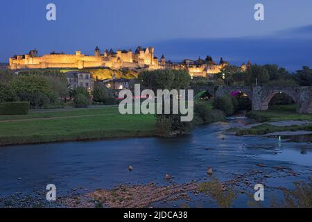 Francia, Aude Carcassonne, la città di Carcassonne elencato come patrimonio mondiale dell'UNESCO, la città illuminata Foto Stock