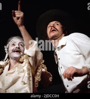 Der gestiefelte Kater, Theaterstück nach dem Märchen der Gebrüder Grimm, Deutschland 1974, Darsteller: Thomas Limburg, Gerd Samariter Foto Stock