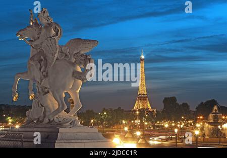 Francia, Parigi, Place de la Concorde vista notturna Foto Stock