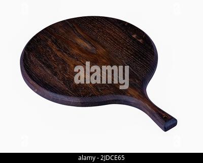 Tagliere vuoto in legno di quercia scuro isolato su bianco Foto Stock