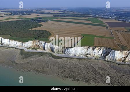 Francia, Somme, Landscape of Cliffs resort Ault (vista aerea), Foto Stock