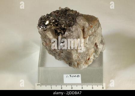 Cassiterite. Minerali. Europa; Repubblica Ceca; Regione di Karlovy Vary; Distretto di Sokolov; Horní Slavkov; [Boemia, Schlaggenwald] Foto Stock