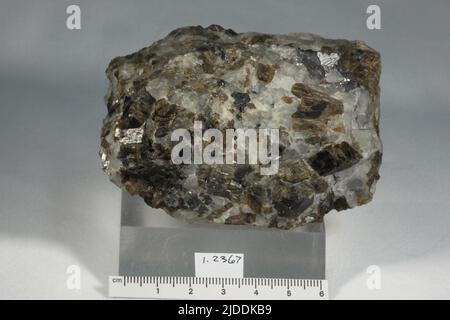 Criolite. Minerali. America del Nord; Danimarca; Groenlandia; Sermersooq; Kangilinnguit Arsukfjorden; Ivittuut Foto Stock