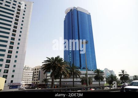 Sharjah, Emirati Arabi Uniti 24 febbraio 2020: Sharjah edifici e viali della città Foto Stock