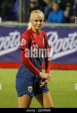 UEFA European Women's Championship 2021. 30 ago 2019. Irlanda del Nord 0 Norvegia 6 a Seaview, Belfast. Norvegia Women's International calciatore Karina Saevik Norvegia (21). Foto Stock