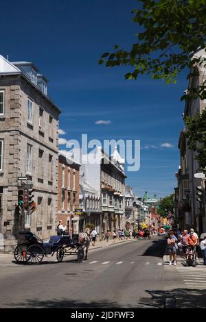 Rue Saint-Louis nell'area della Città alta di Old Quebec City, Quebec, Canada. Foto Stock