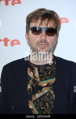 Albert Serra partecipa alla Premiere 'Les Amandiers' come parte di 'ARTE Fete 30 Ans De Cinema' alla Cinematheque il 16 giugno 2022 a Parigi, Francia. Foto di Jerome Domine/ABACAPRESS.COM Foto Stock