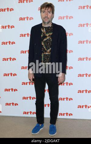 Albert Serra partecipa alla Premiere 'Les Amandiers' come parte di 'ARTE Fete 30 Ans De Cinema' alla Cinematheque il 16 giugno 2022 a Parigi, Francia. Foto di Jerome Domine/ABACAPRESS.COM Foto Stock