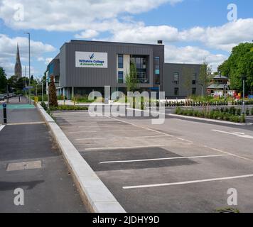 Fuori dal GV del Wiltshire College e centro universitario situato a Salisbury Wiltshire Regno Unito. Foto Stock
