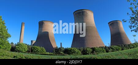 Fiddlers Ferry, centrale elettrica alimentata a carbone, Warrington, Cheshire, Regno Unito - Fidlers Ferry ha fatto scalo dal 2020 per la riqualificazione Foto Stock
