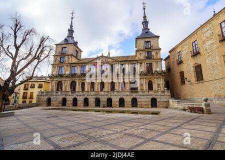Municipio della città di Toledo nella piazza della cattedrale, Spagna. Foto Stock