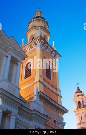 Cappella della Fratellanza dei bianchi, la Chapelle des Penitents Blancs nella città francese di Menton. Viaggia lungo la Costa Azzurra. Foto Stock