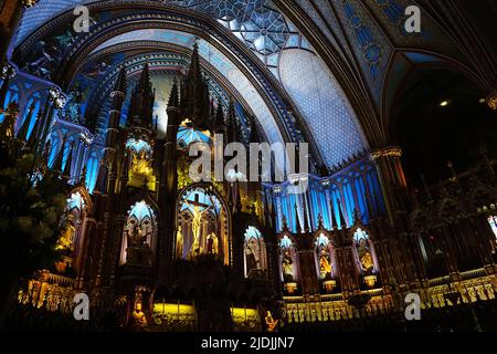 Interni, Basilica di Notre-Dame (Basilica di Notre-Dame de Montréal), Place d'Armes, Montreal, Quebec, Canada, Nord America Foto Stock