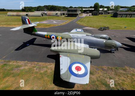 Una mostra restaurata di Gloster Meteor F8 allo Yorkshire Air Museum di Elvington, North Yorkshire Foto Stock