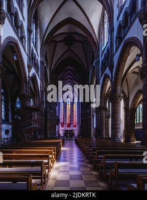 Chiesa di San Paolo: Bellissimo capolavoro neogotico al Theresienwiese a Monaco. Foto Stock