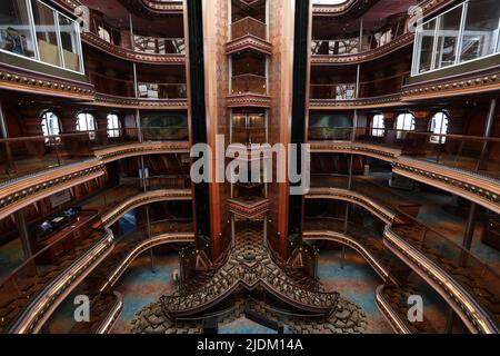 Magnifici interni in crociera sulla nave Foto Stock
