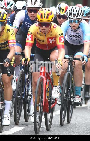 Susanne Andersen della Norvegia del team uno-X Pro Cycling Team (WTW) nel 2022 RideLondon Classique Foto Stock