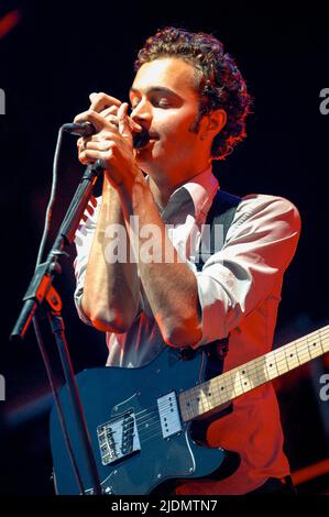 Tom Smith - Editors, V2006, Hylands Park, Chelmsford, Essex, Regno Unito - 19 agosto 2006 Foto Stock