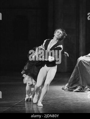 Inglese Nazionale Balletto Romeo e Giulietta in-the-round 2014 Foto Stock