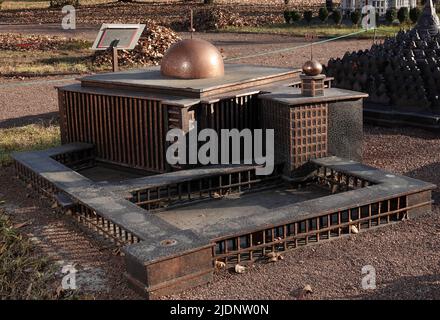 Kiev, Ucraina 11 novembre 2021: Moschea Istiklal nella città di Giacarta - museo delle miniature nella città di Kyiv Foto Stock