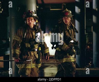 PHOENIX, TRAVOLTA, LADDER 49, 2004, Foto Stock