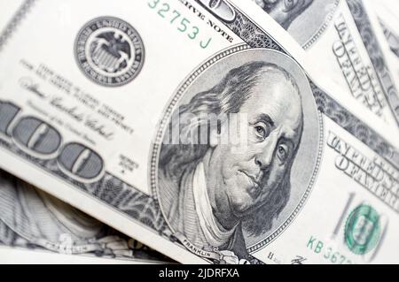 100 dollari di fatture sparse Foto Stock