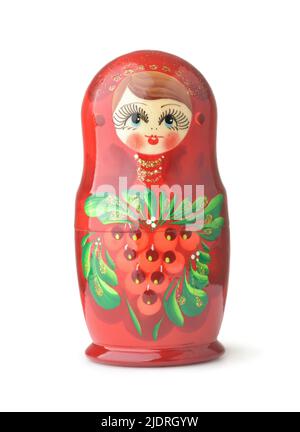 Vista frontale di una bambola di legno rosso di Matryoshka isolata su bianco Foto Stock
