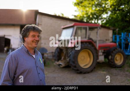 L'ultimo agricoltore locale Eckardt Heukamp nel villaggio di Lützerath il Juni 13, 2022 a Lützerath, Germania Lützerath ist ein Weiler der Stadt Erkelenz i Foto Stock