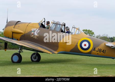 North American Harvard, G-BJST, AJ841, a Old Warden, Biggleswade, Bedfordshire, Inghilterra, Foto Stock