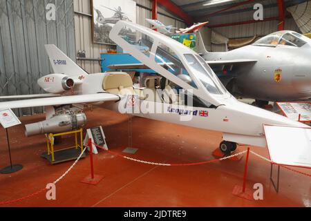 Chichester-Miles Leopard, G-BRNM, al Midlands Air Museum, Coventry, Foto Stock