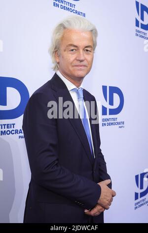 Il PVV olandese Geert Wilders ha illustrato nel corso di un incontro chiamato Ons Europa organizzato da Identiteit en Democratie (ID), il partito europeo che comprende il belga Vlaams Belang, francese Rassemblement National..., ad Anversa, il giorno dell'inizio di un vertice europeo, giovedì 23 giugno 2022. BELGA FOTO JAMES ARTHUR GEKIERE Foto Stock