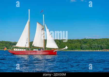 Piccola città di Heikendorf sul fiordo di Kiel, distretto di Plön, Mar Baltico, Schleswig-Holstein, Germania settentrionale, Europa Foto Stock