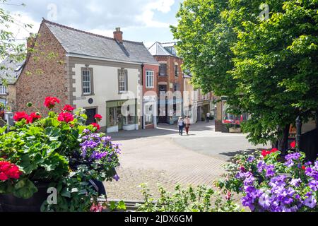 Upper High Street, Stroud, Gloucestershire, Inghilterra, Regno Unito Foto Stock