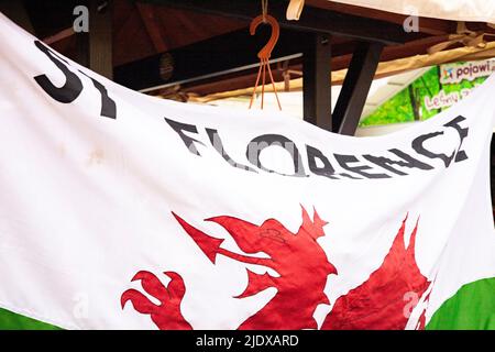 Tifosi gallesi a Breslavia, in Polonia, il 1st giugno 2022. Credito: Lewis Mitchell Foto Stock